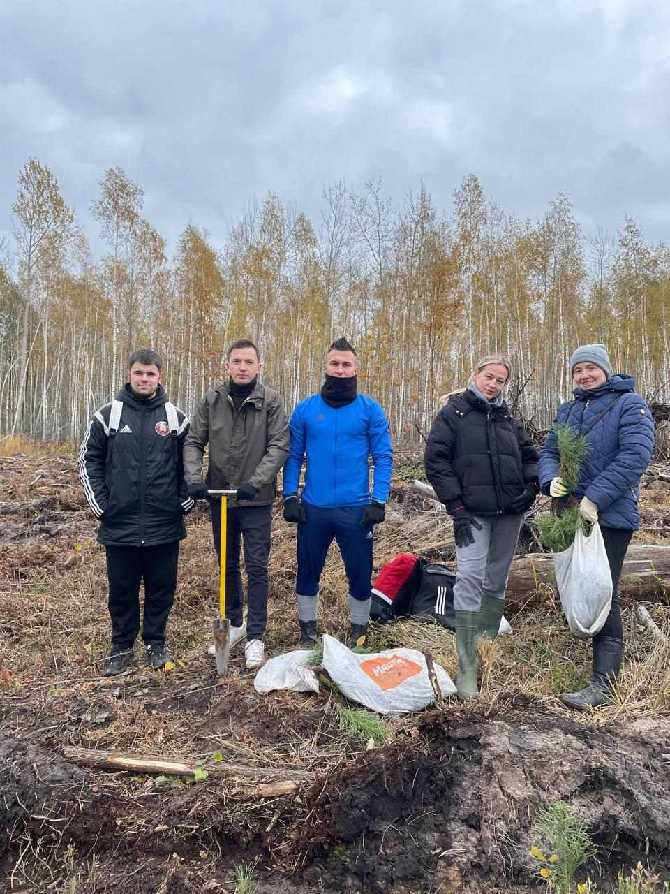 Акция по посадке леса "Дай лесу новае жыццё" Акция по посадке леса "Дай лесу новае жыццё"